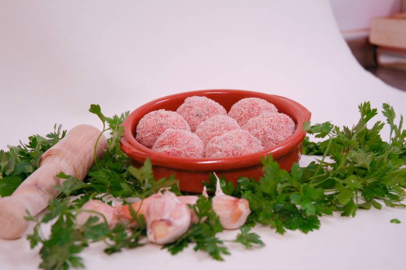ALBÓNDIGAS CASERAS  